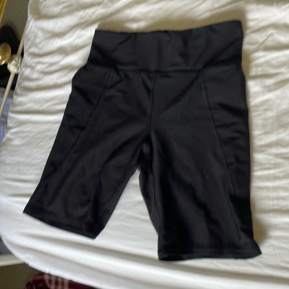 Old Navy ACTIVEWEAR High Rise Girls Bike Short Go-Dry